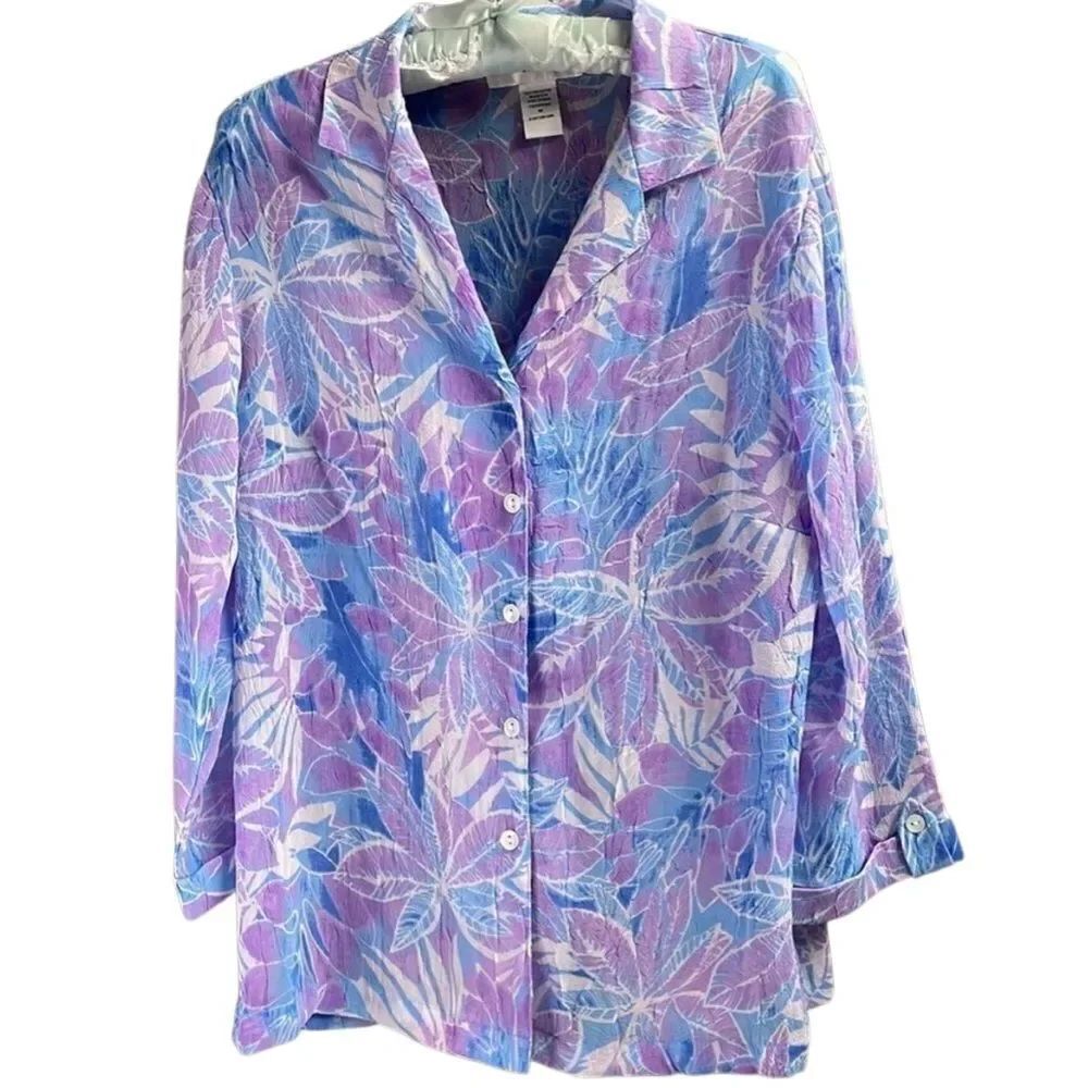 Cathy Daniels Women’s Floral Blouse Button Up Sheer Size Medium Lavender Blue